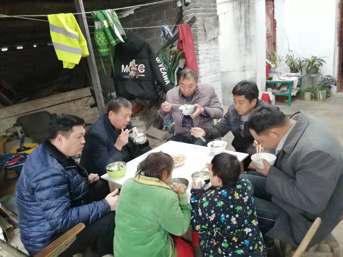 宛城区金华镇：切实践行“六个一”活动，全力助推脱贫攻坚