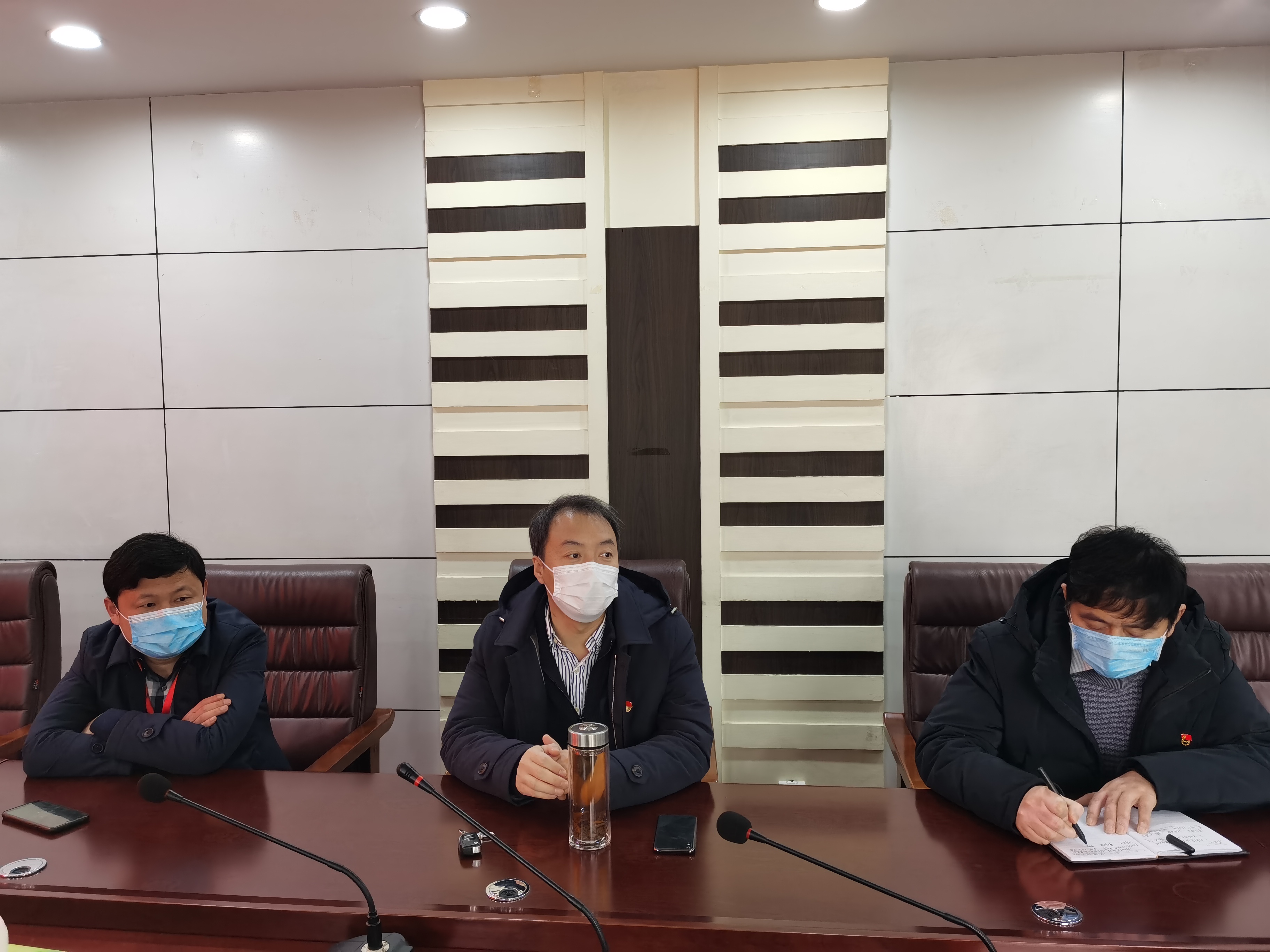 宛城区仲景街道召开规模以上企业开工复工恳谈会