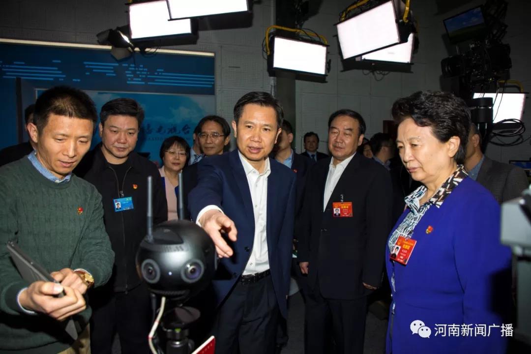 江凌赵素萍寄语河南广电全国两会报道团：做好媒体融合报道 准确传播河南声音